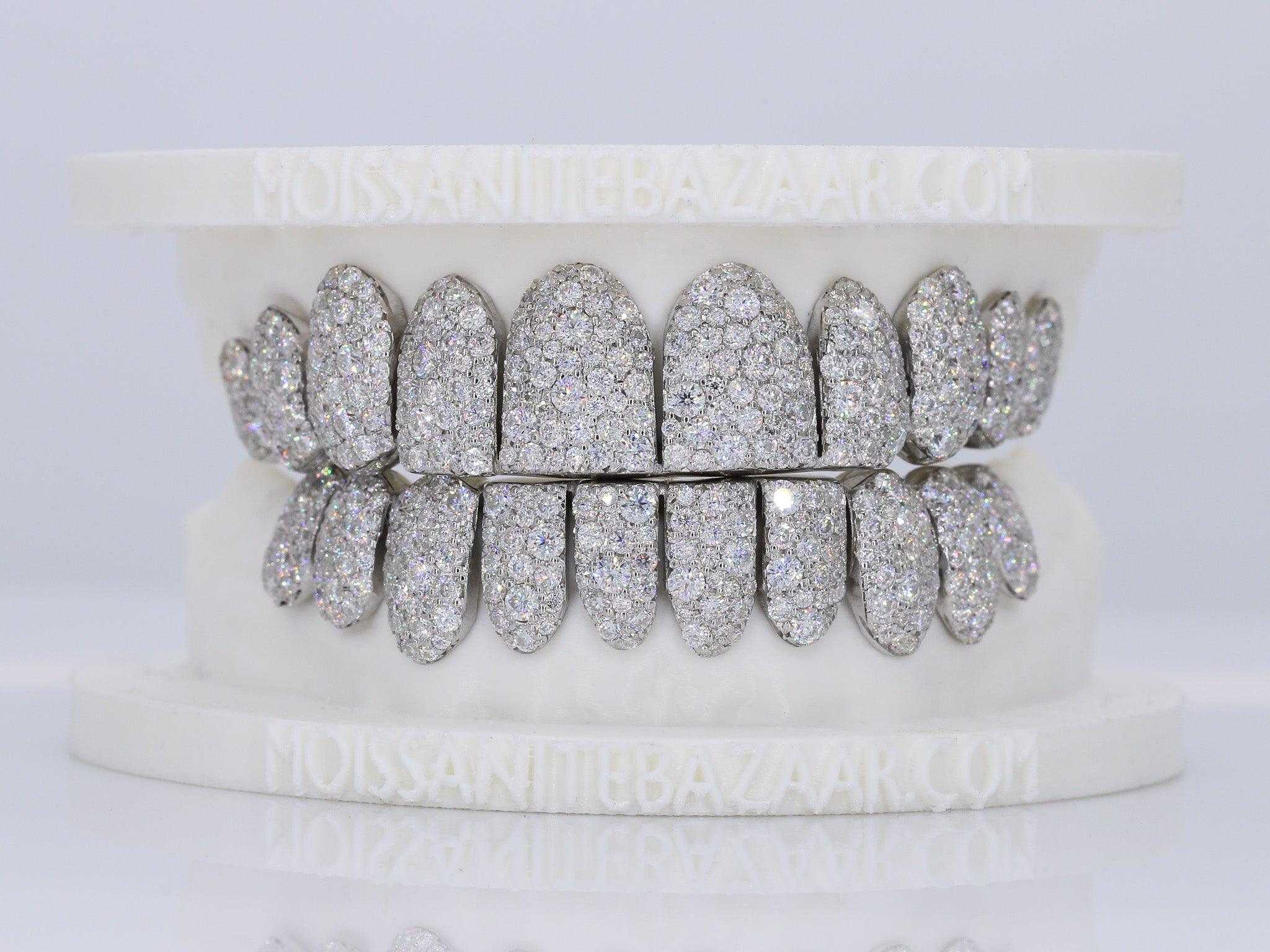 【希少】バンドレン Diamond Perfecta V1 マウスピース Mosaic/Snow VVS Moissanite Diamond Grillz – Moissanite Bazaar