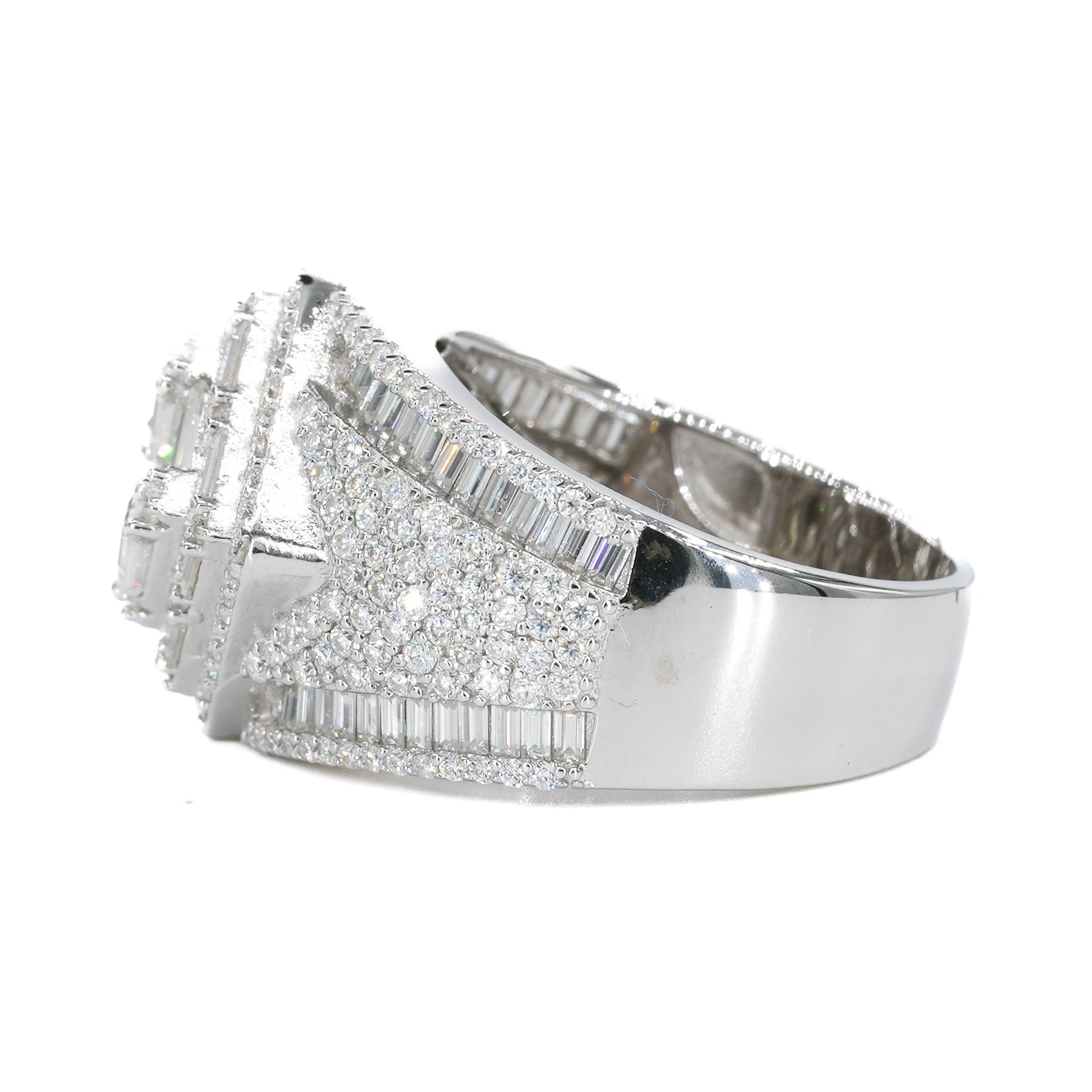 Square Baguette & Round VVS Moissanite Diamond Ring - Moissanite Bazaar - moissanitebazaar.com
