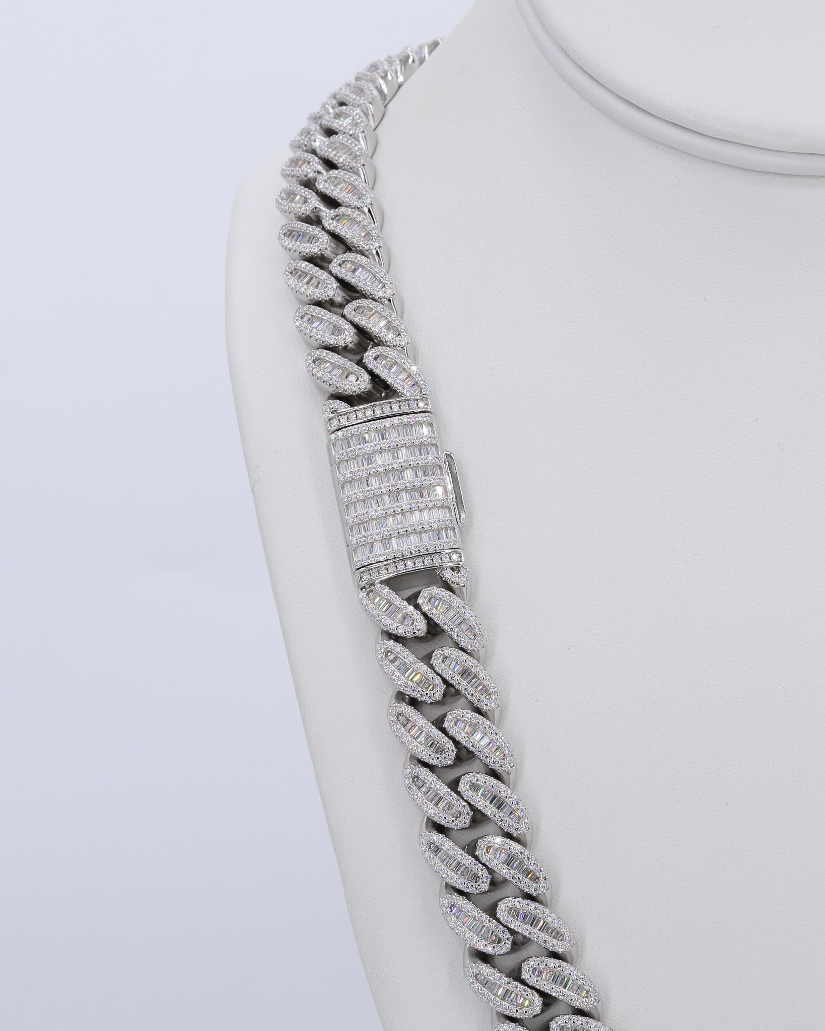 15MM Miami Baguette VVS Moissanite Cuban Chain 22 Inch