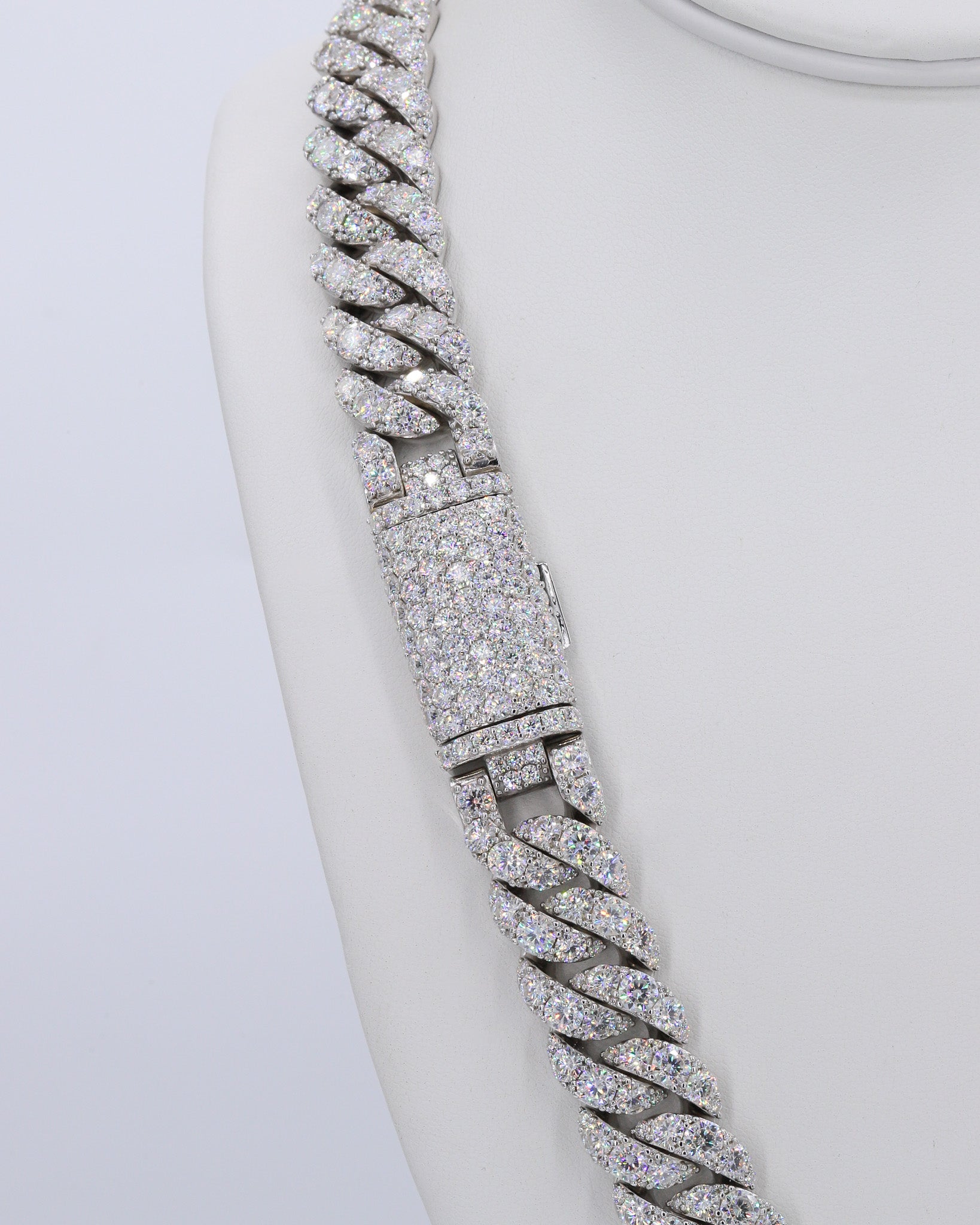 16MM Big Pointer Row VVS Moissanite Cuban Chain 22 Inch