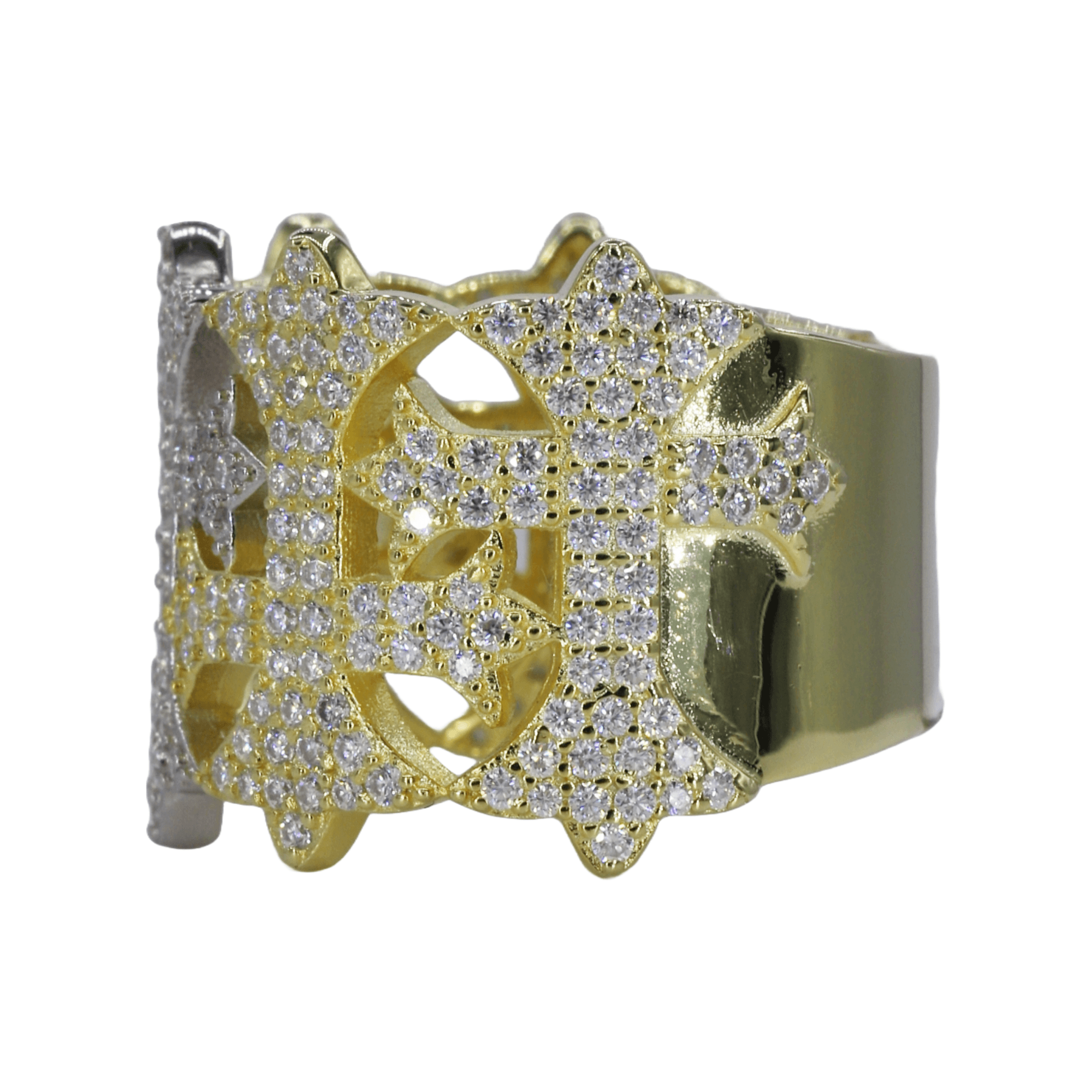 Two-Tone Chrome Heart VVS Moissanite Diamond Ring - Moissanite Bazaar - moissanitebazaar.com